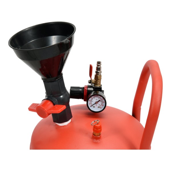 PNEUMATYCZNY NAPEŁNIACZ DO OLEJU. POJEMNOŚĆ ZBIORNIKA 20L YT-07195