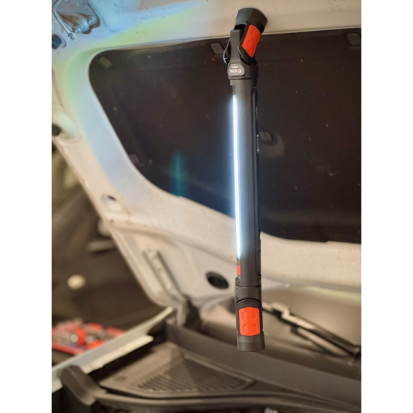 LAMPA DO OŚWIETLANIA KOMORY SILNIKA 1000LM YT-08534