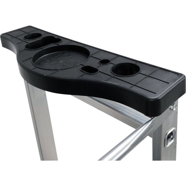 RUSZTOWANIE SKŁADANE Z PODESTEM ROBOCZYM YT-30610