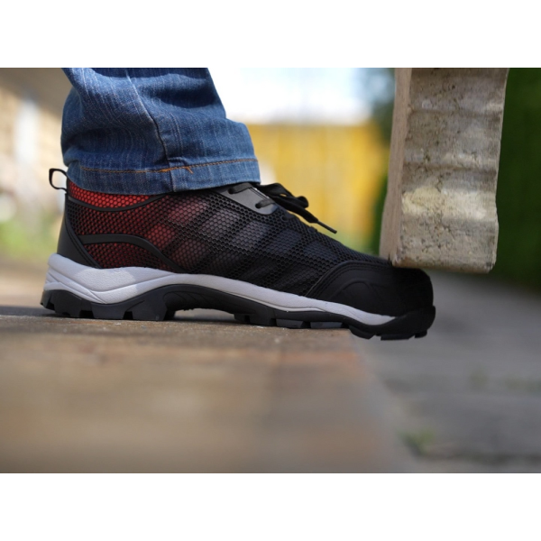 SPORTOWY LEKKI PÓŁBUT ROBOCZY POMPA S1P ROZMIAR 41 YT-80511