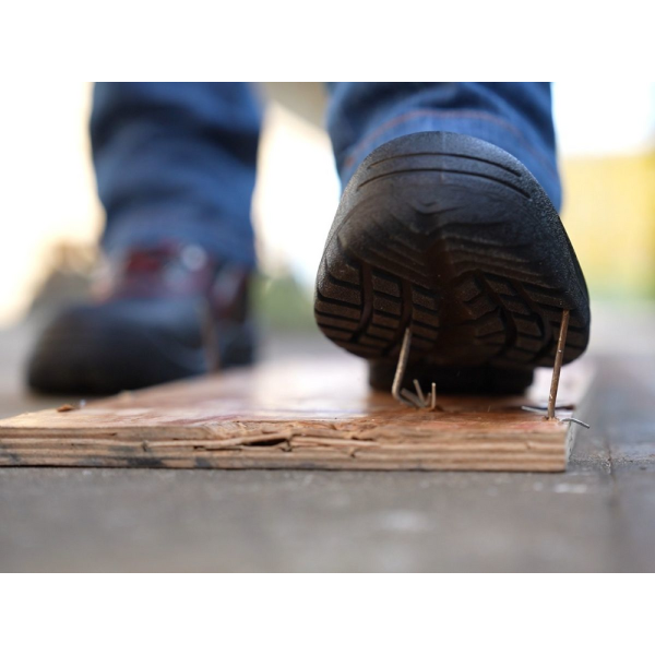 TRZEWIK ROBOCZY TWER S3 ROZMIAR 39 YT-80783