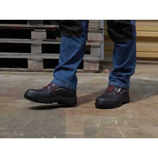 TRZEWIK ROBOCZY TEZU S1P ROZMIAR 41 YT-80843