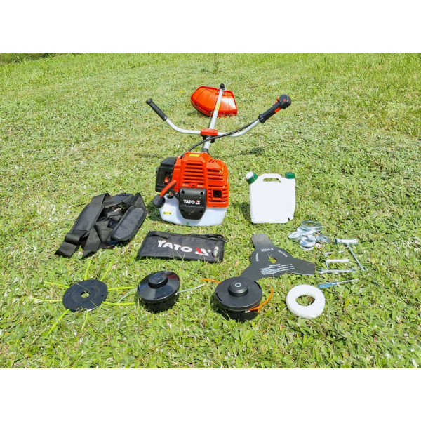 KOSA SPALINOWA Z DODATKOWYM WYPOSAŻENIEM POJ. 52CM3 YT-85005