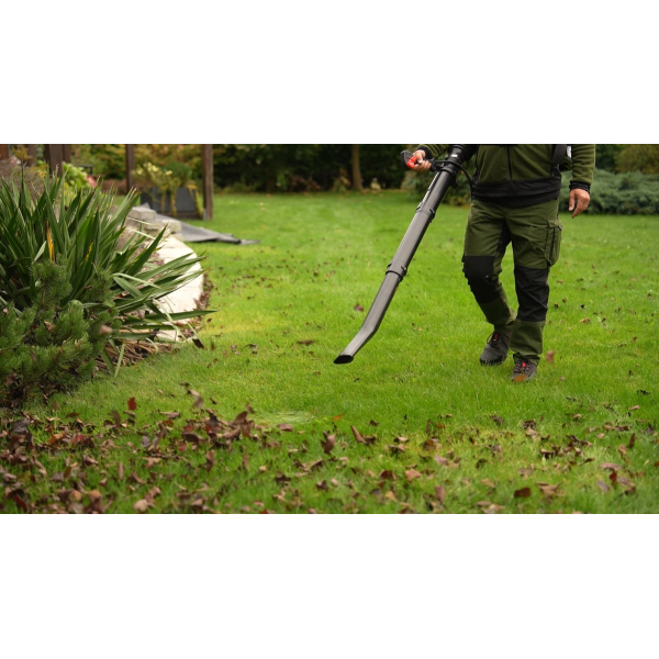 PLECAKOWA DMUCHAWA SPALINOWA POJ. 52CM3 YT-85192