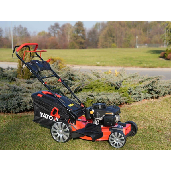 KOSIARKA SPALINOWA 53 CM Z NAPĘDEM POJ 224 CM3 EL YT-85533