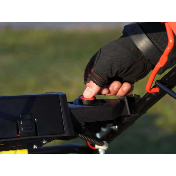 KOSIARKA SPALINOWA 53 CM Z NAPĘDEM POJ 224 CM3 EL YT-85533