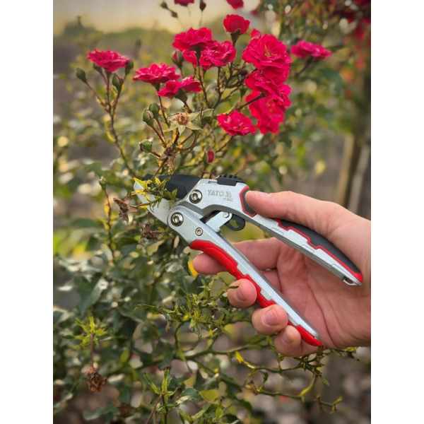 SEKATOR KOWADEŁKOWY ALUMINIOWY 190MM Z GRZECHOTKĄ ORAZ BLOKADĄ OTWARCIA YT-88122