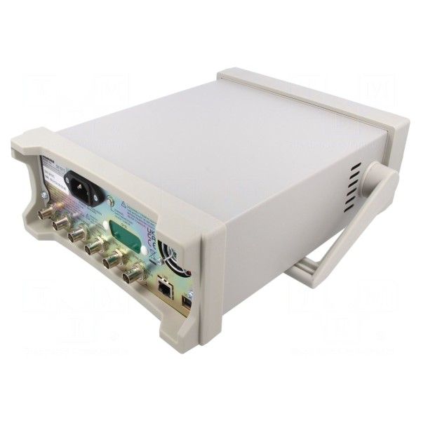 Generator laboratoryjny: funkcyjny, arbitralny AIM-TTI TGP3152