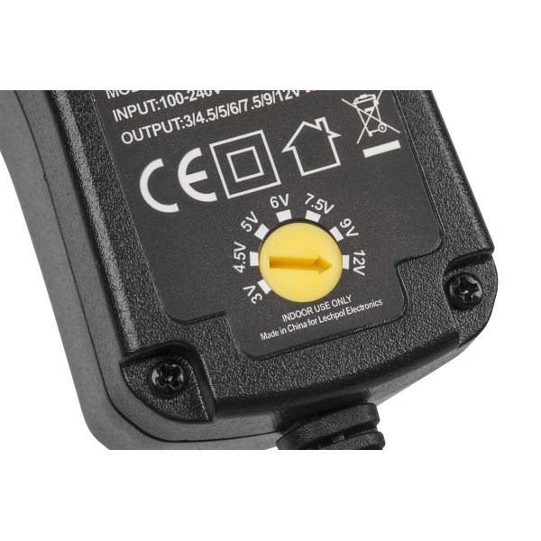 Zasilacz stabilizowany z regulacją Kemot 1000mA