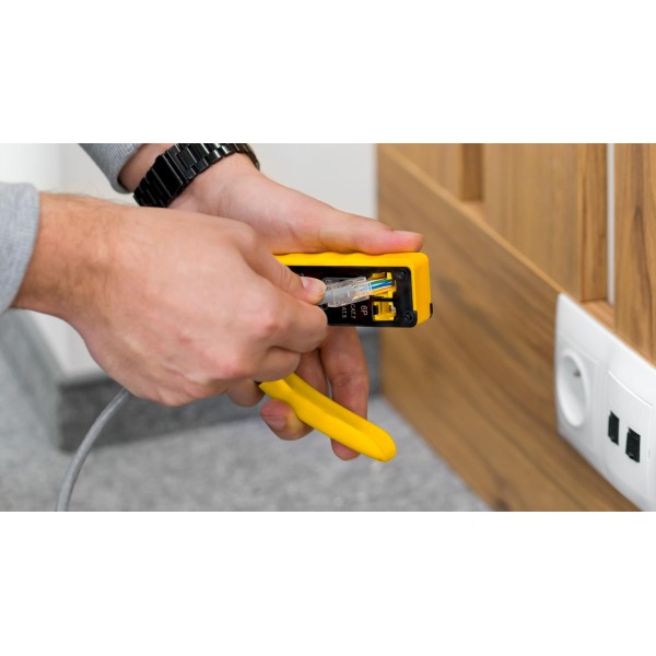 Zaciskarka wtyków przelotowych RJ45/RJ12