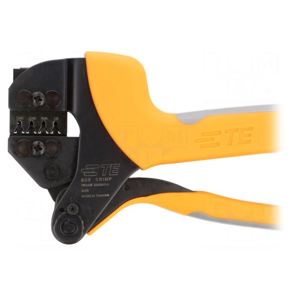 Narzędzie: do zaciskania TE Connectivity 2390511-1