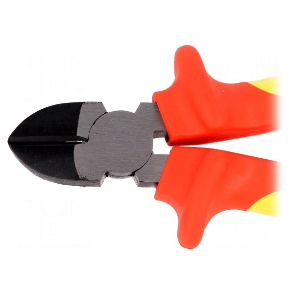 Zestaw narzędzi: szczypce, wkrętaki izolowane NEWBRAND NB-05SET