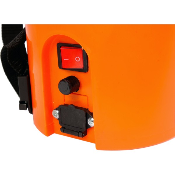 OPRYSKIWACZ PLECAKOWY AKUMULATOROWY 16L - AKUMULATOR 8 AH 89610