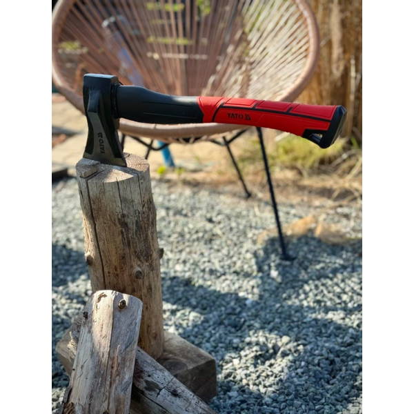 SIEKIERA ROZŁUPUJĄCA 2000G TRZONEK Z WŁÓKNA SZKLANEGO YT-79982