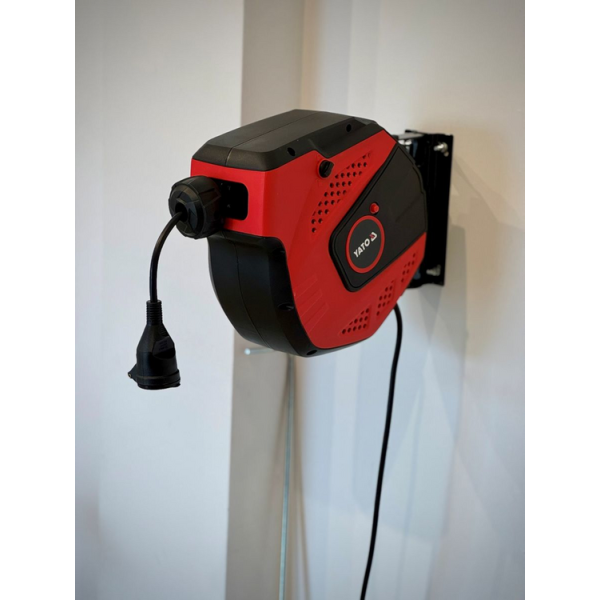 PRZEDŁUŻACZ ELEKTRYCZNY NA ZWIJAKU AUTOMATYCZNYM 20M+1M YT-81221