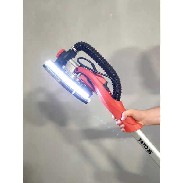 SZLIFIERKA DO GŁADZI NA WYSIĘGNIKU 820W Z WBUDOWANYM ODKURZACZEM YT-82355