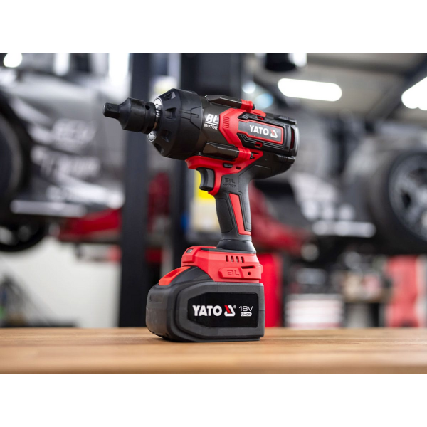 KLUCZ UDAROWY BEZSZCZOTKOWY 18V, 3/4'', 2400NM - AKUMULATOR 6 AH YT-828073