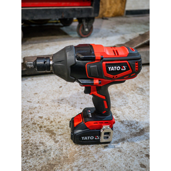 KLUCZ UDAROWY BEZSZCZOTKOWY 18V, 3/4'', 2000NM - AKUMULATOR 4 AH YT-828075