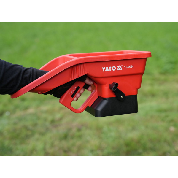 RĘCZNY ROZSIEWACZ, SIEWNIK DO TRAWY, NAWOZU, NASION 3L, ŁADOWNOŚĆ 2,5 KG YT-86700