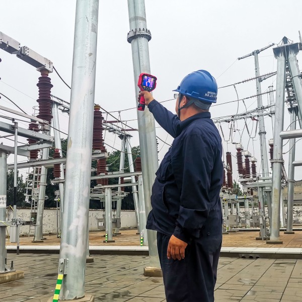 Kamera termowizyjna Uni-T UTi740H