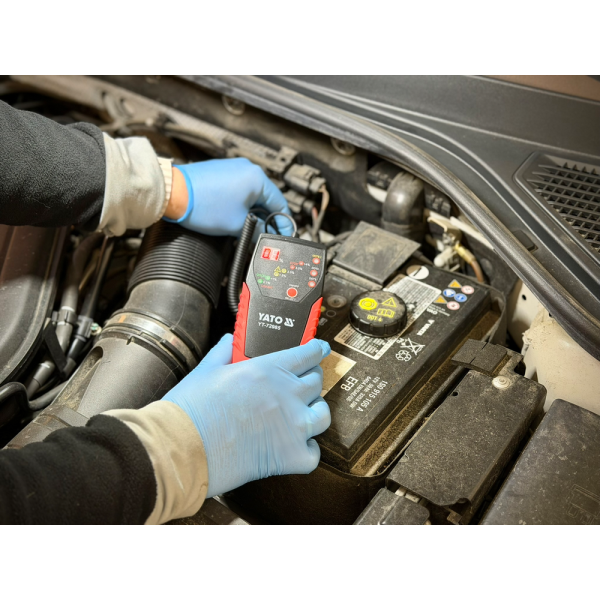 TESTER PŁYNU HAMULCOWEGO Z ELEKTRONICZNYM WYŚWIETLACZEM I ELASTYCZNĄ SONDĄ YT-72985